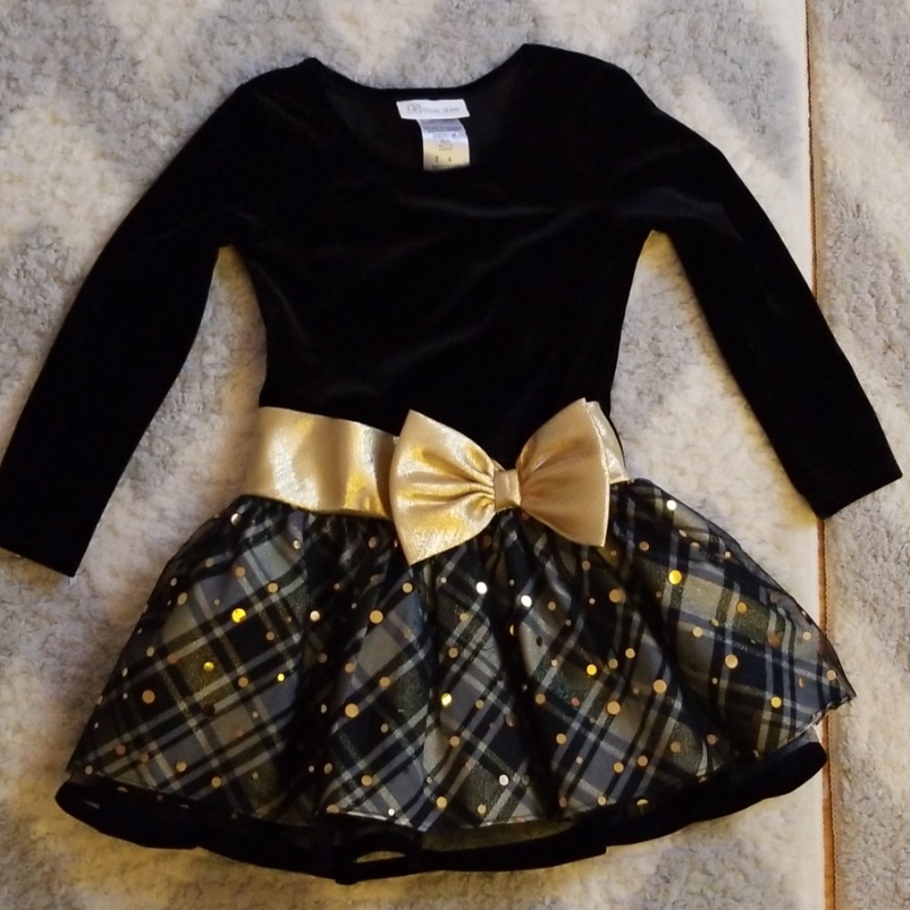 velvet black and gold dress size 4